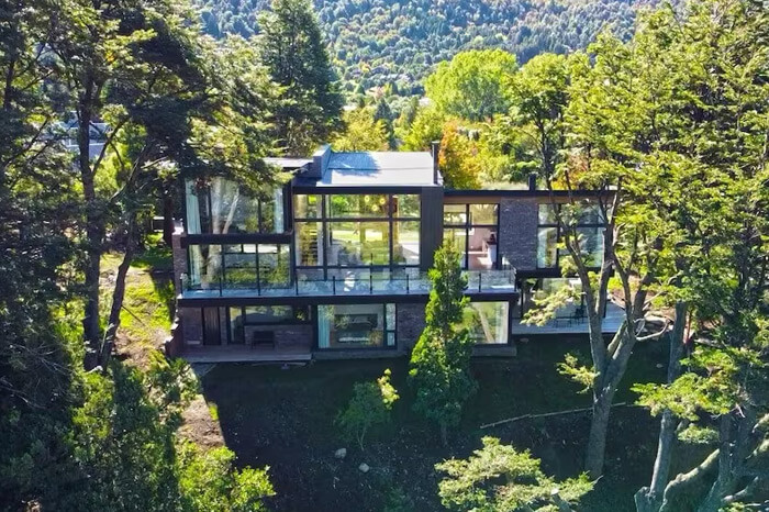 Espectacular Casa Villa en Arelauquen